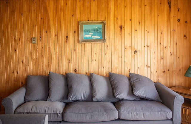 Unit 2 - Bay view duplex cottage, near coffee shops, restaurants and beach