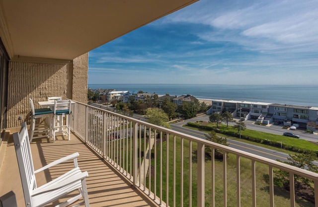 Unobstructed Ocean Views Private Beach Pool Parking Clean