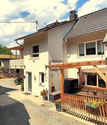 Unterkunft4You-Ferienhaus-Zum-Burgfried