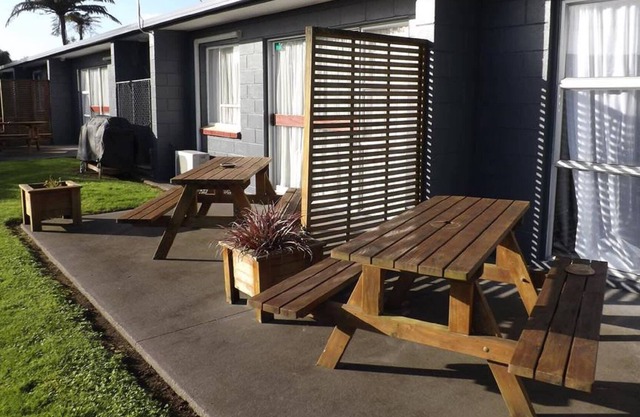 Unwind @ Taranaki Relaxing Eco Suite