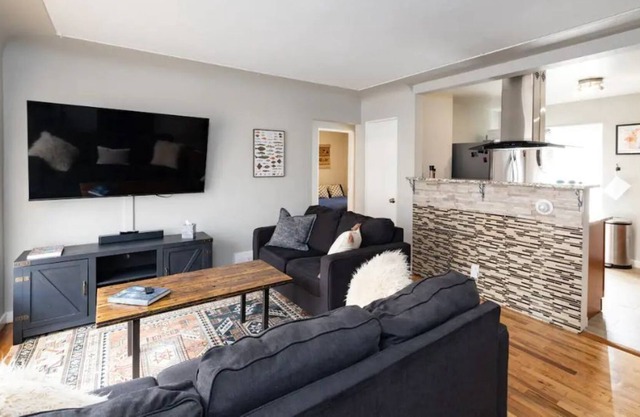 Updated, quiet and private close to DIA, Anschutz, LoDo