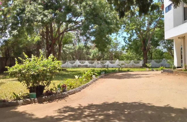 Upper Hill Place