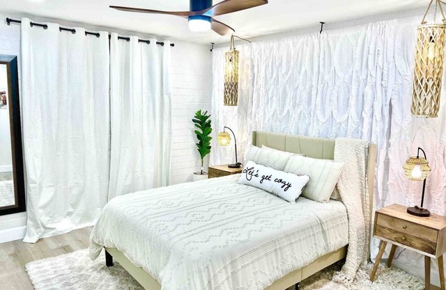 Upscale BOHO DOWNTOWN OLD TOWN SCOTTSDALE Condo