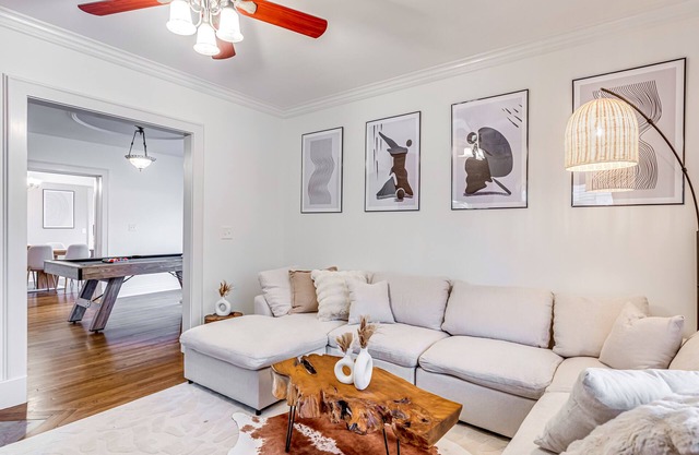 Upscale Historic Home | DT, R&R HoF, Beach, Arenas