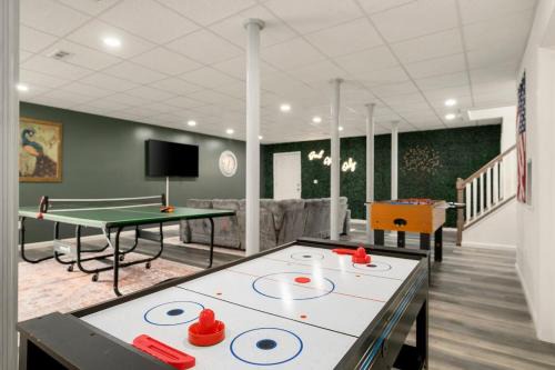 Upstate NY Escape - Game Ready, Game Room, Pool Table, Firepit, Delaware River