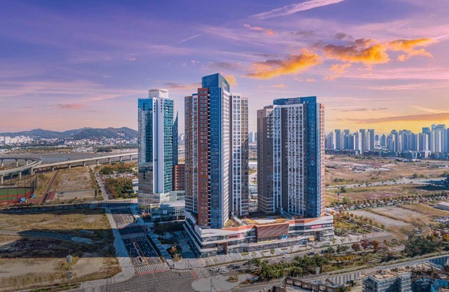 Urbanstay Songdo Moonlight Park