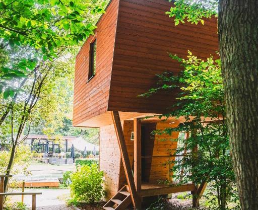 Utopia Village - Art & Nature Lodges