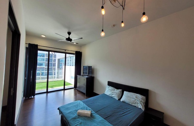 V Residence 2 by Sleepy Bear Sunway Velocity