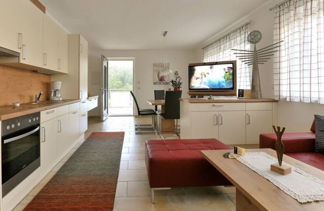 Vacation apartment (80 sqm) on the upper floor with 2 bedrooms and bathroom