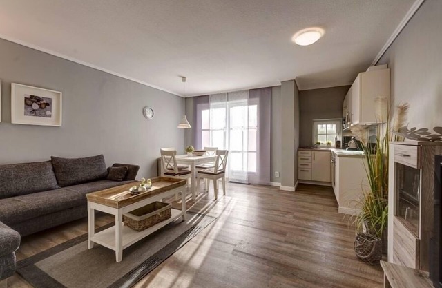Vacation apartment/apartment for 4 guests with 45m² in Büsumer Deichhausen (127215)