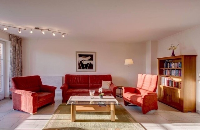 Vacation apartment/apartment for 3 guests with 50m² in Büsumer Deichhausen (127393)