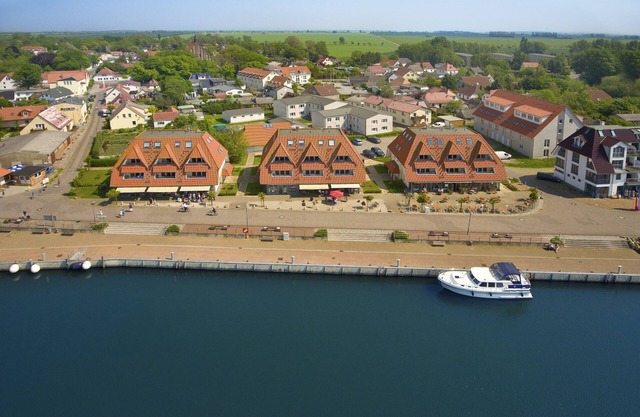 Vacation apartment near the harbor with balcony and sea view - Hafenhäuser Wiek 05