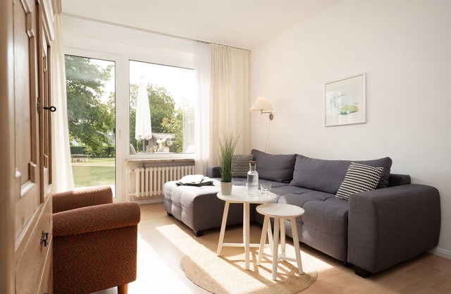 Vacation apartment/apartment for 4 guests with 45m² in Rettin (297857)
