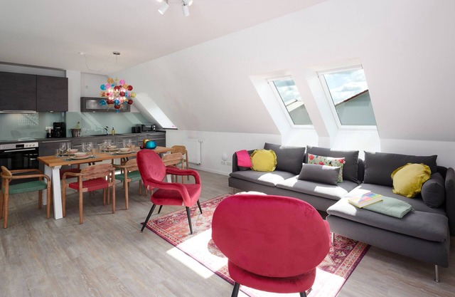 Vacation apartment/apartment for 7 guests with 103m² in Laboe (297786)