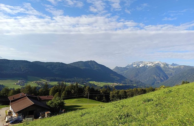 Vacation apartment with mountain views in a quiet location