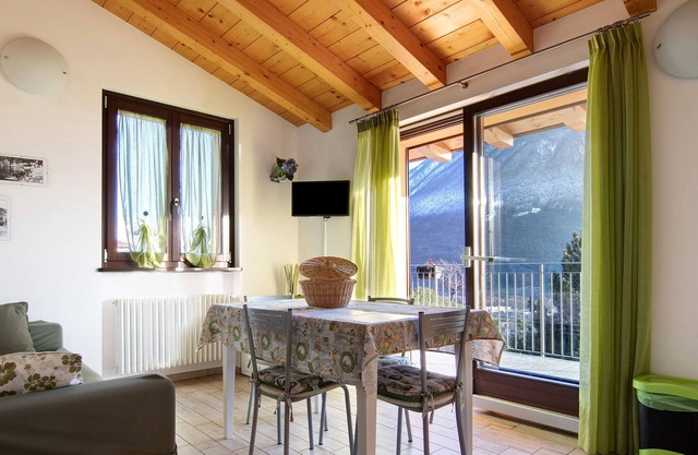 Vacation apartment Casa Bellavista Lugano Lake Green with Mountain View, Wi-Fi, A/C, Terraces & Garden