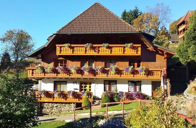 Vacation apartment/apartment for 6 guests with 68m² in Todtnauberg (122780)