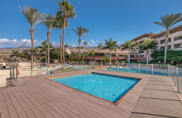 Vacation Apartment 'Paradise Beach Bay' with Shared Pool, Wi-Fi and Air Conditioning