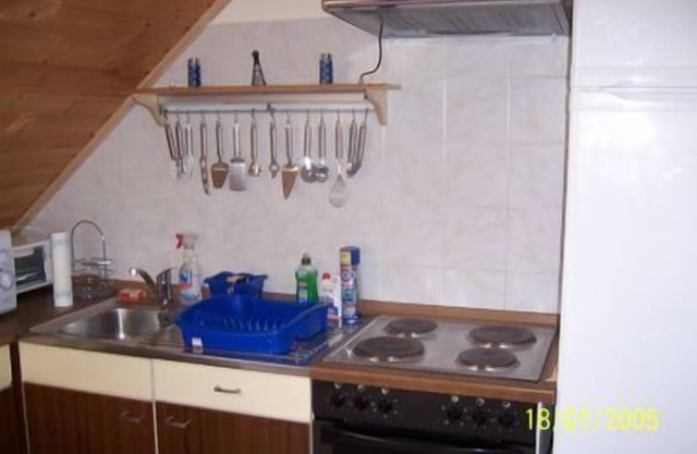 Vacation apartment with large eat-in kitchen