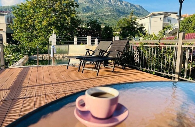 Vacation home for 4 guests with 86m² in Dobra Voda (170838)