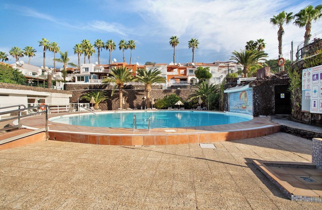 Vacation Home 'Harmony Vista Faro' with Shared Pool, Private Terrace and Wi-Fi
