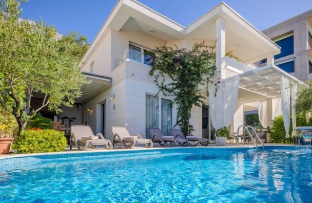 Vacation home Luka by Interhome