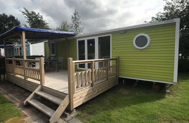 Vakantiepark Bergumermeer 8
