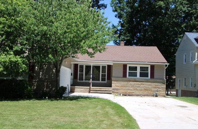 Valley Creek Place, A Charming 3-bedroom home with a Creek view & Wi-Fi