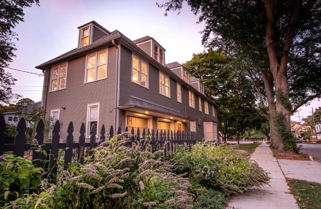 Valparaiso Inn B&B
