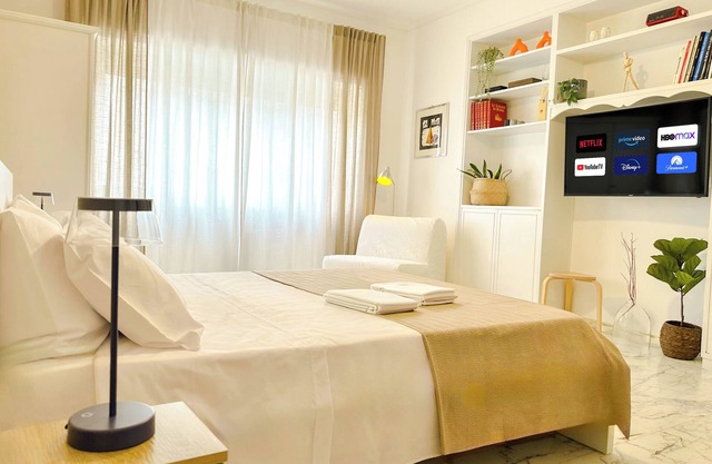 Vatican Metro A XL Apartment [4rooms-13pax] Gemma