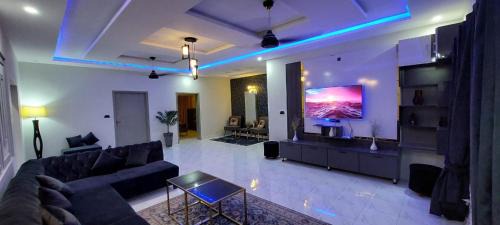 VELVET VIBES VILLA Near Islamabad Airport