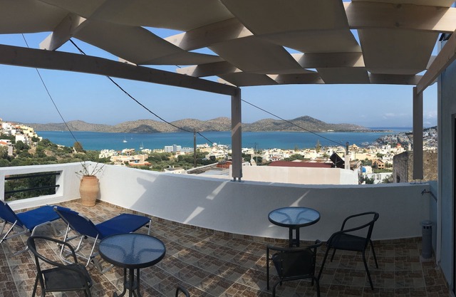 "VERANDA" TRADITIONAL MAISONETTE IN KATO CHORIO , ELOUNDA