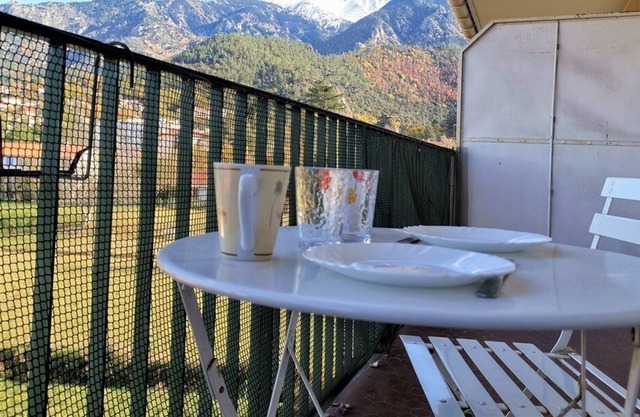 VERNET-LE-BAINS ORIENTATION CANIGOU VIEW QUIET