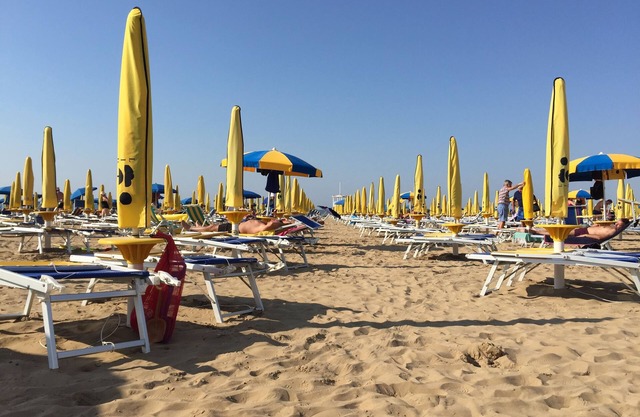Very close to the sea with bike beach and Wi-Fi included