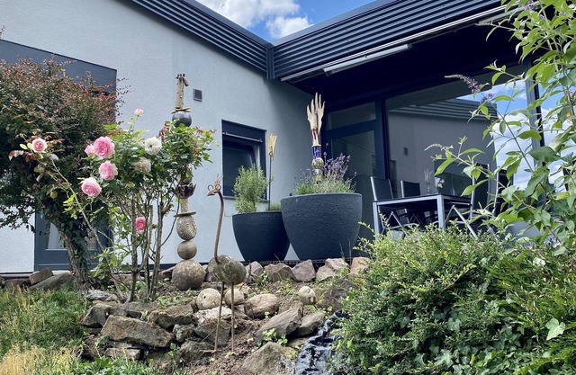 Very nice newly renovated holiday home with a large garden and terrace