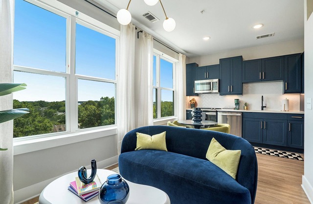 Vibrant-Cozy Suite In The Heart Of The City!n