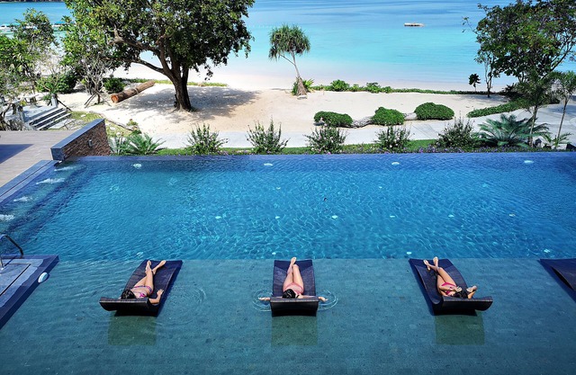 Victoria Cliff Nyaung Oo Phee Island
