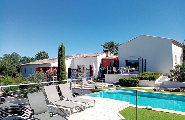 VIDAUBAN HOUSE with pool ds Plaine des Maures nature reserve
