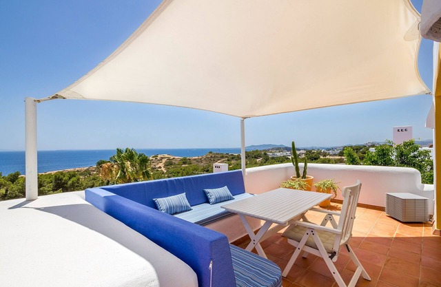 Views, comfort & relax in a great location