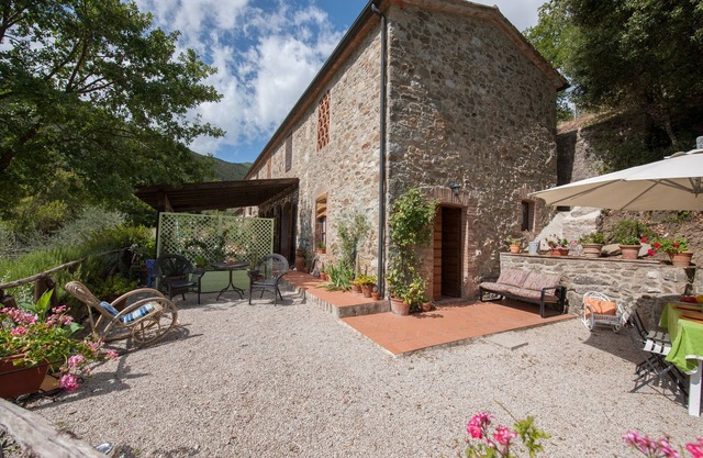 Vignanova barn in Alta Maremma in Gerfalco (Montieri)