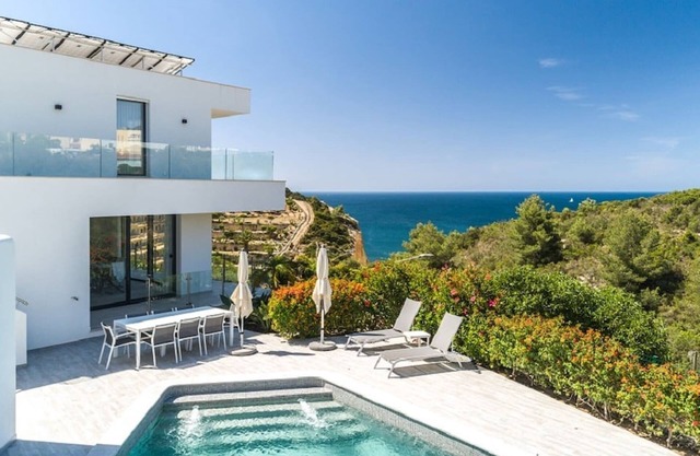 Vila Centeanes Luxury villa,enviable position stunning sea views!