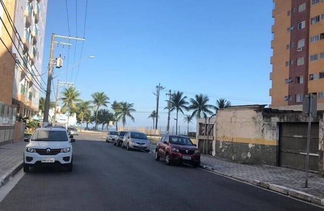Vila Guilhermina apartment 100m from the beach. Completely renovated!