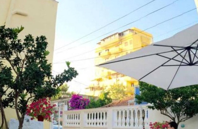Vila MAX