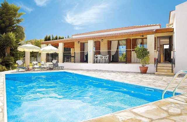 Villa ∙ 3 bedrooms ∙ 6 guests