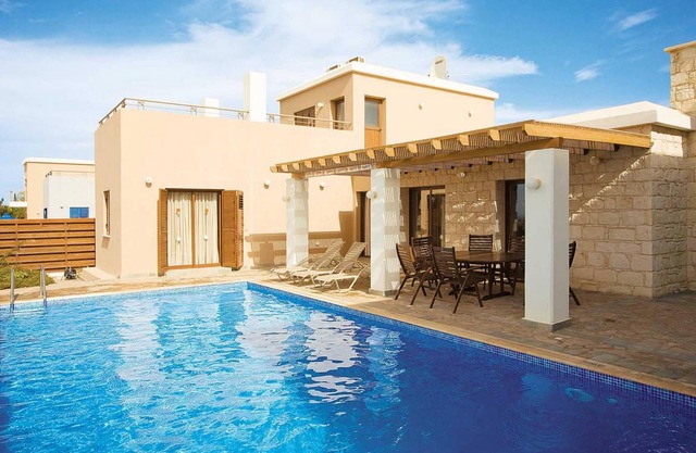Villa ∙ 3 bedrooms ∙ 6 guests