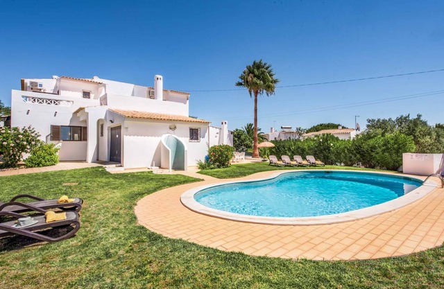 Villa ∙ 4 bedrooms ∙ 6 guests