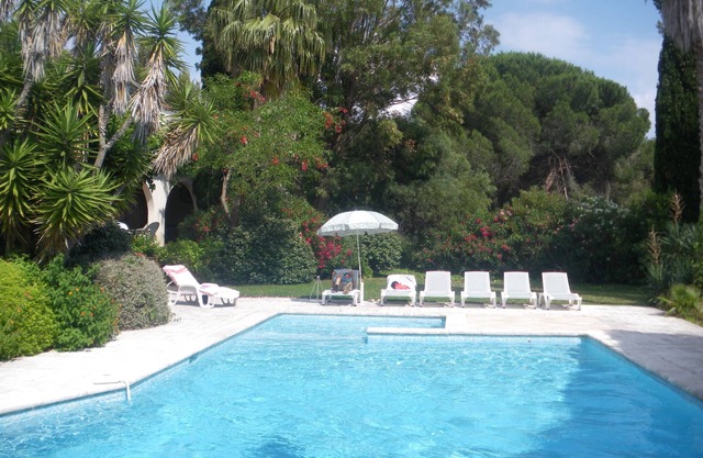 Villa, 8 mn walk to the sea, in Cabasson, Bormes-les-Mimosas