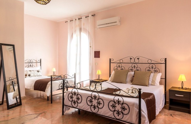Villa Adenu with private pool
