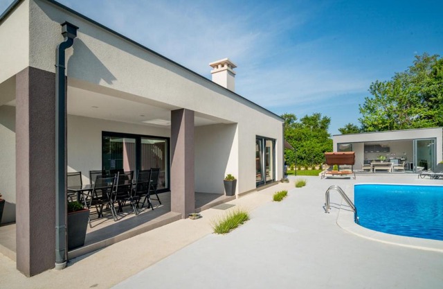 Villa Aida