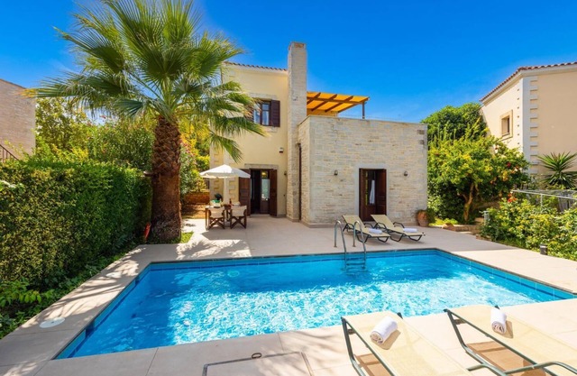 Villa Aloe - Three Bedroom Villa, Sleeps 8